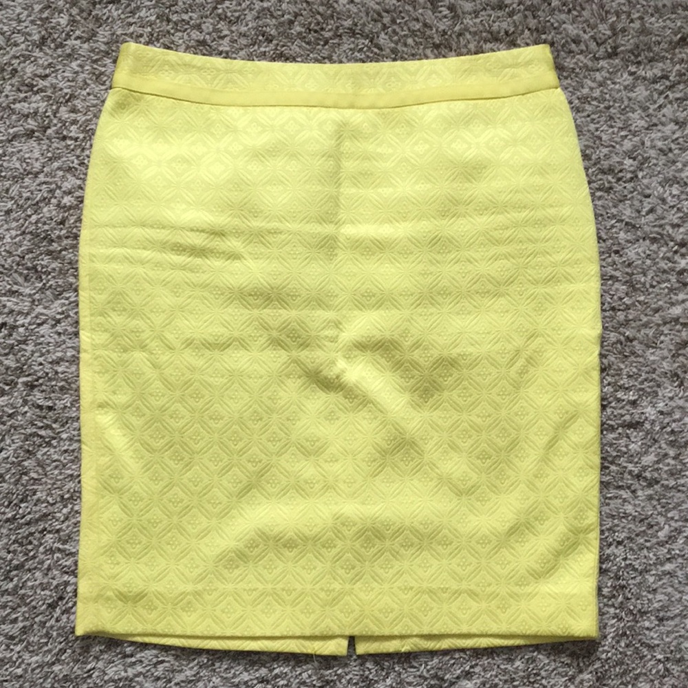 The Limited Pencil skirt